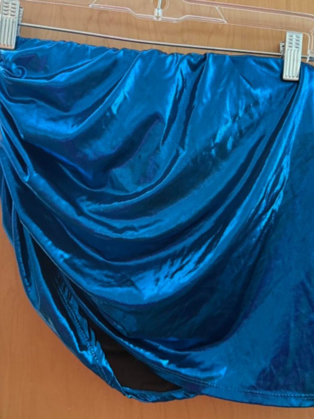 SHEIN sky blue velvet pleated short skirt